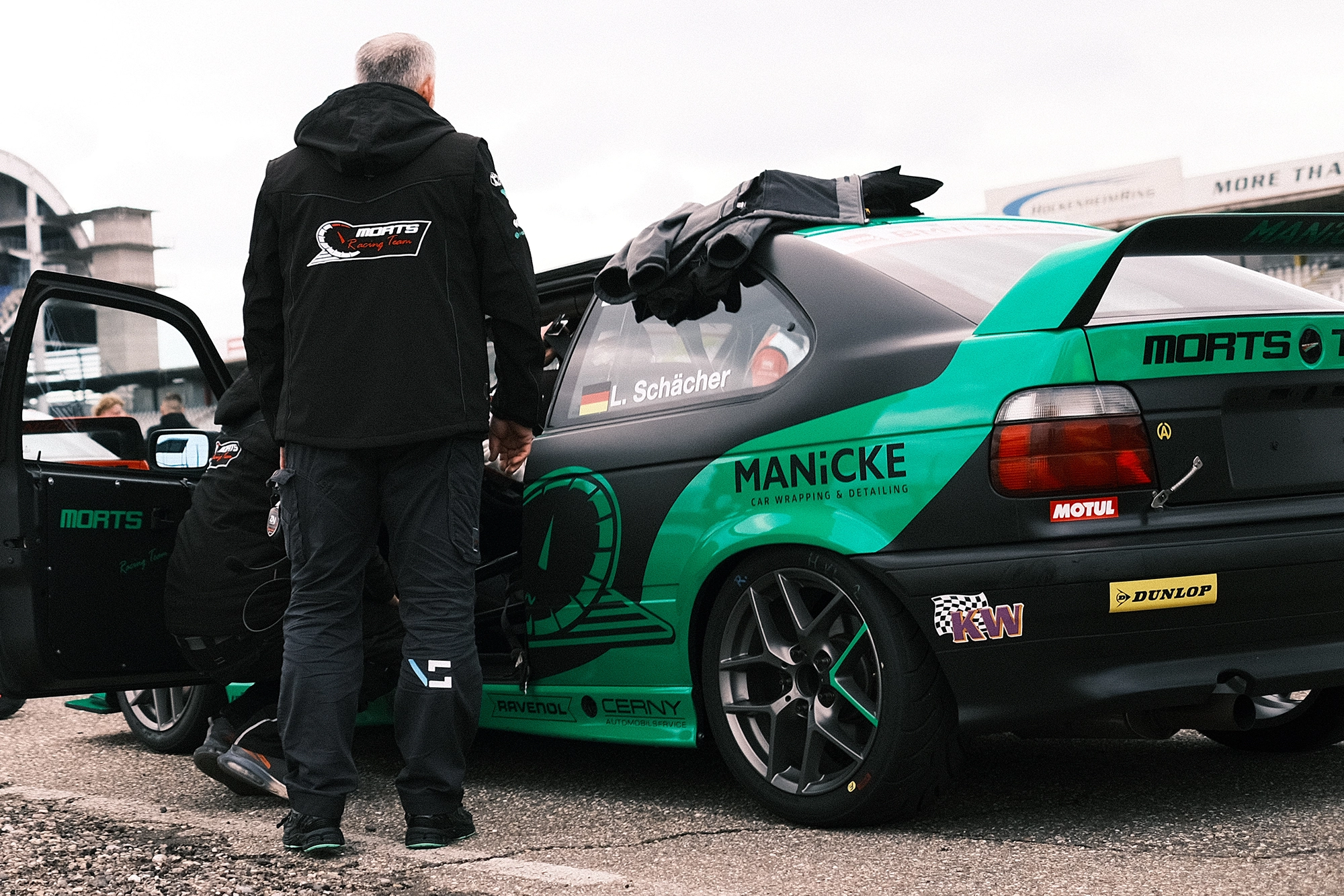 BMW 318ti Cup MORTS Racing Team Fahrzeugfolierung